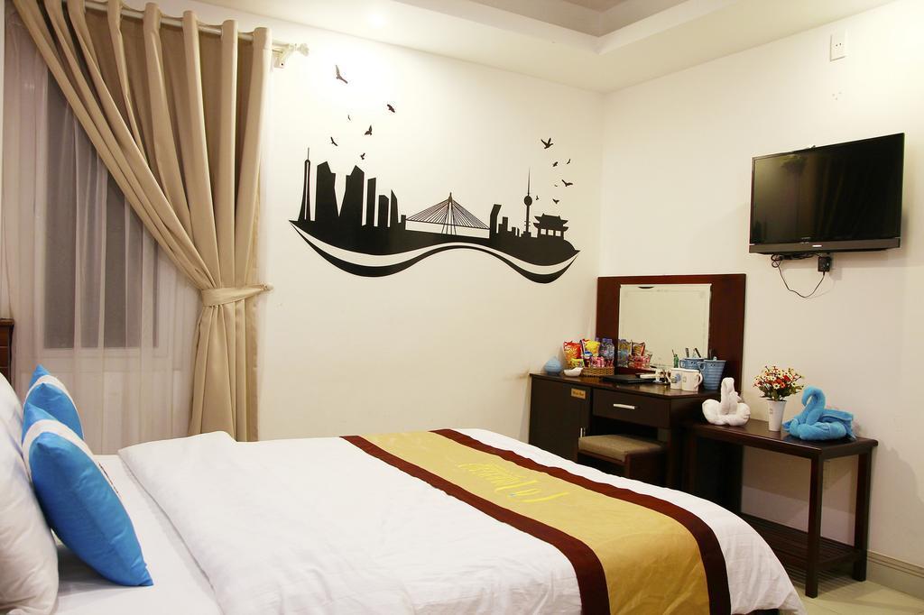 Mayfair Da Nang Hotel Exterior photo